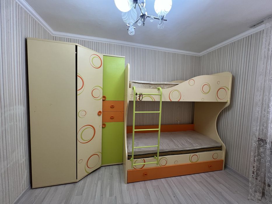 Мебель в хорошем состояние