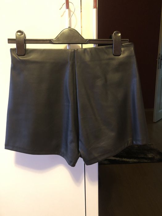 Кожена пола панталон