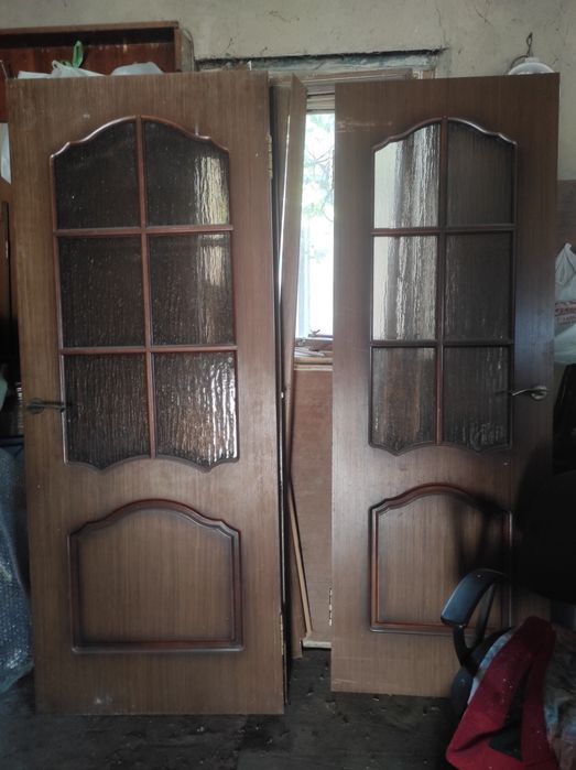 Продам межкомнатные двери