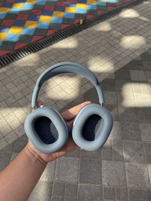 AirPods Max :with smart case: