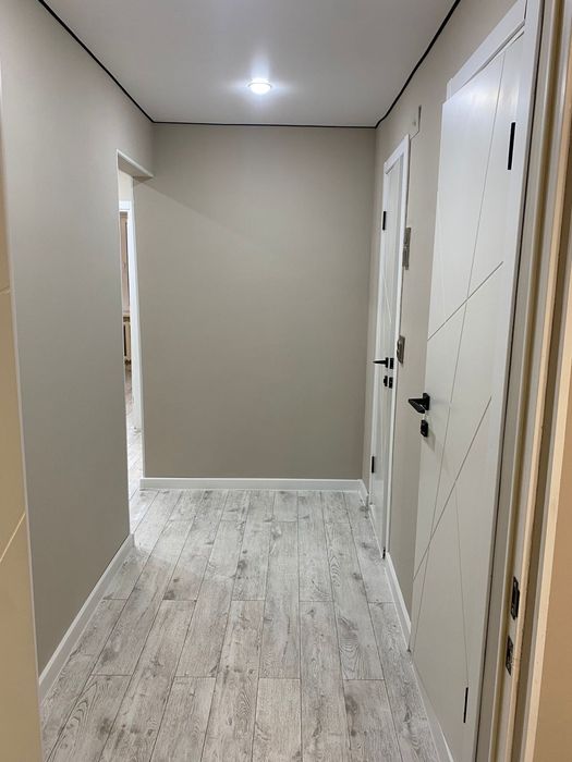 Продается 3ком. Кв. 11мкр.