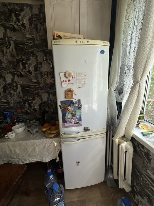 Отдам холодильник бесплатно
