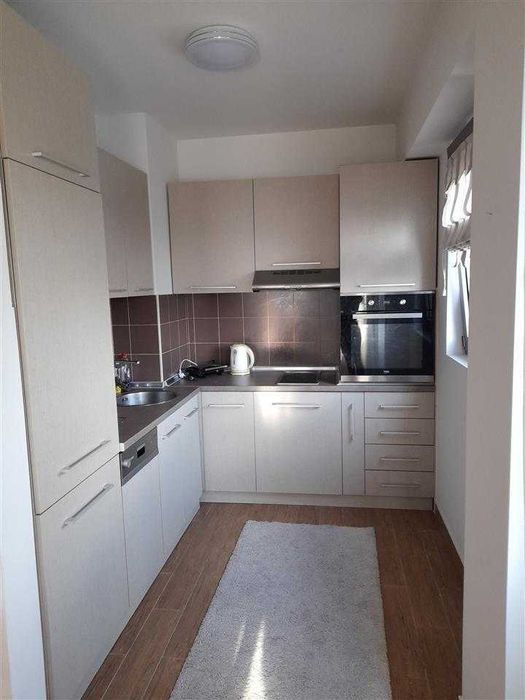 Дава се под наем Двустаен апартамент в Бургас, Братя Миладинови - 60 кв.м за 204 € - Снимка #1