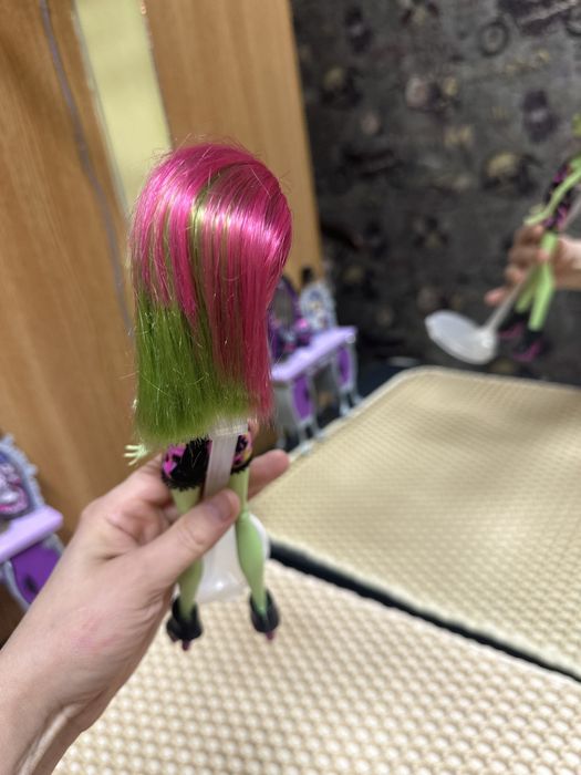 Продам куклу монстр хай!