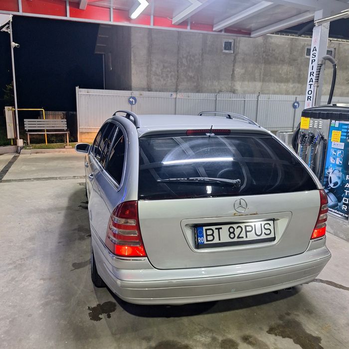 Mercedes w203 C220