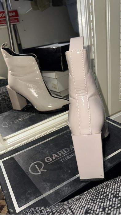 Күздік , көктемдік аяқ киім