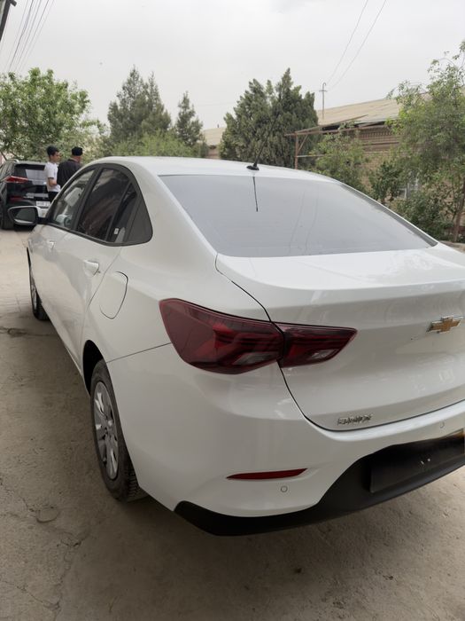 Chevrolet Onix 2024 — 4