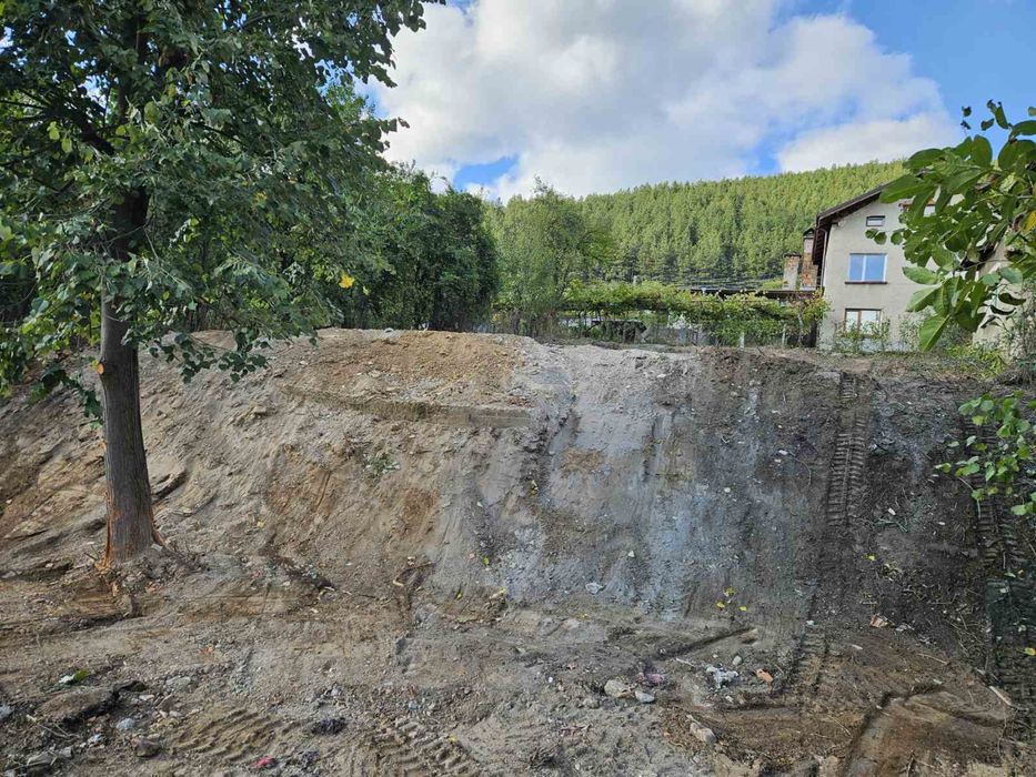 Продава се Парцел в Своге - 505 кв.м за 70 €/кв.м - Снимка #1