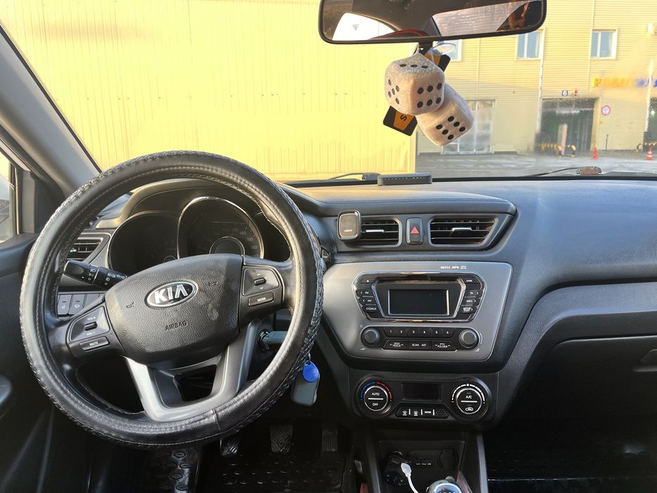 Kia Rio 2014 Продам