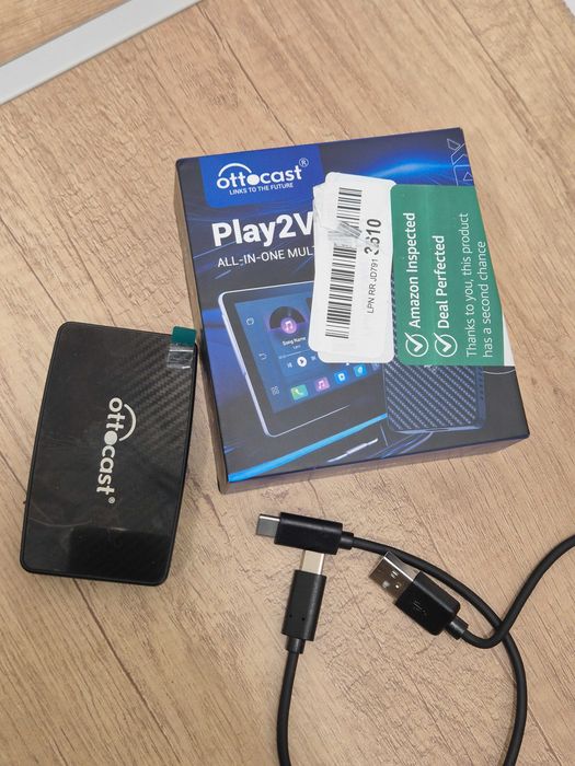 Ottocast play2 video Adaptor wi fi android auto& car play