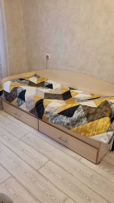 Кровать односпальная