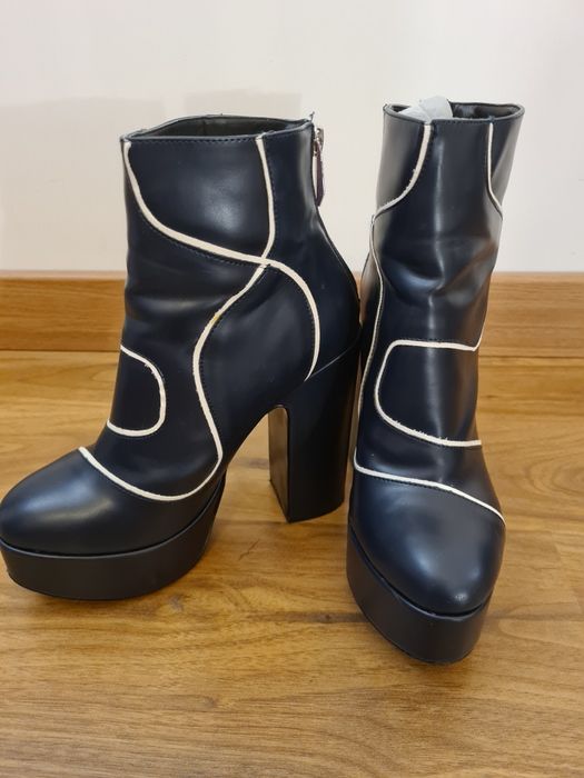 Botine Zara editie limitata