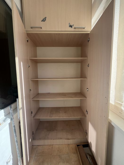 СРОЧНО!продается шкаф