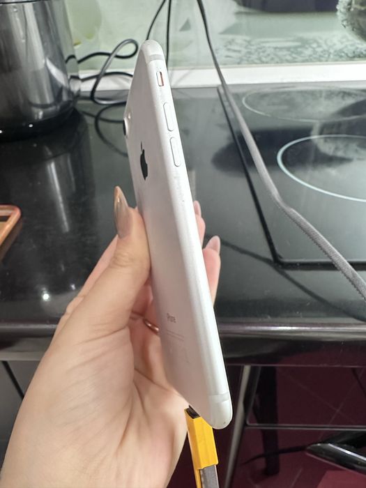 Vand Iphone 7  128 GB