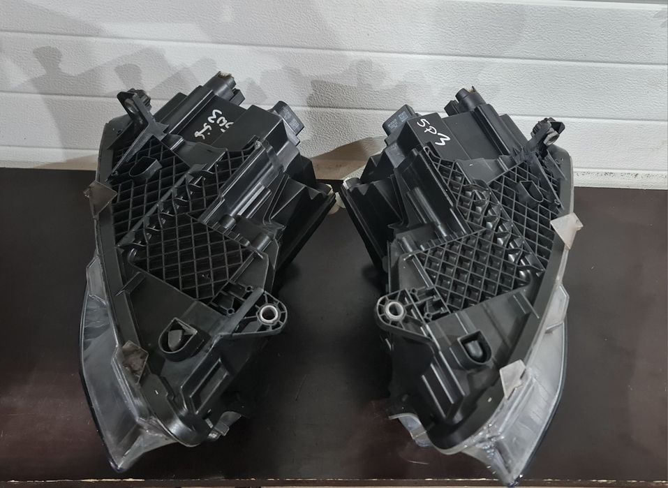 Far stanga dreapta Mercedes Vito V-Class W447 H7 Halogen