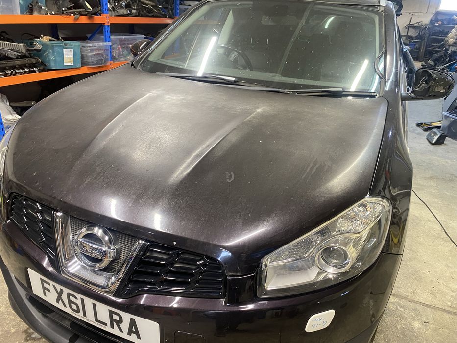 Преден капак нисан кашкай 2012г