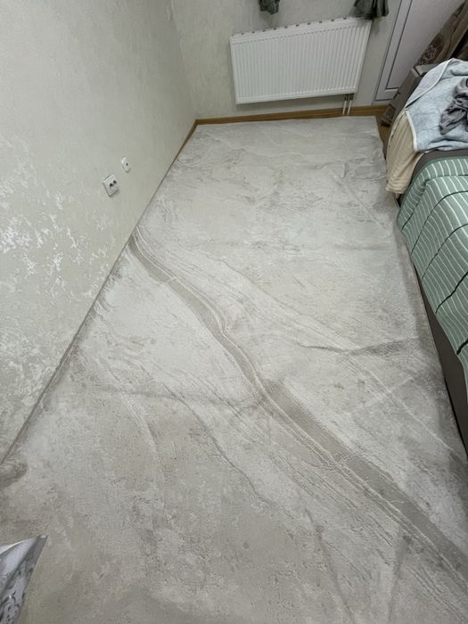 Ковер, размер 4м на 1.95м