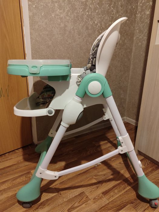 Стол для кормления.