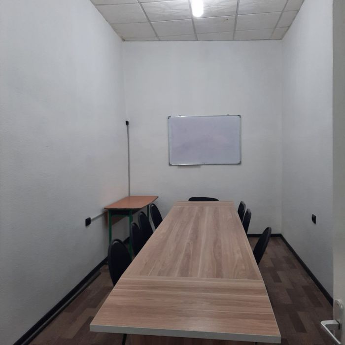 Ofis, call sentr, oʻquv markazi uchun xonalar beriladi. Beruniy metro
