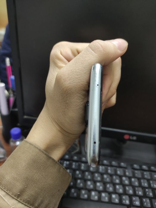 Redmi note 9S glacier white