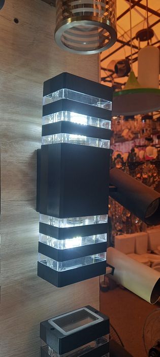 Фасадные светильники  бра