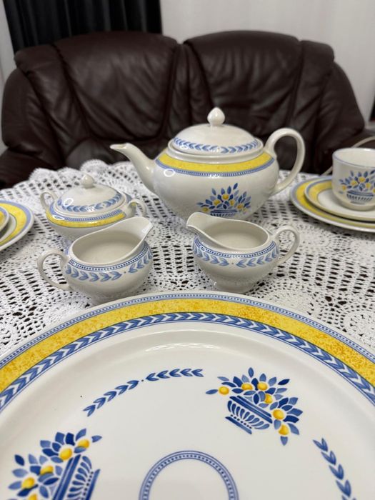 Сервиз на 8 персон Johnson Bros Англия
