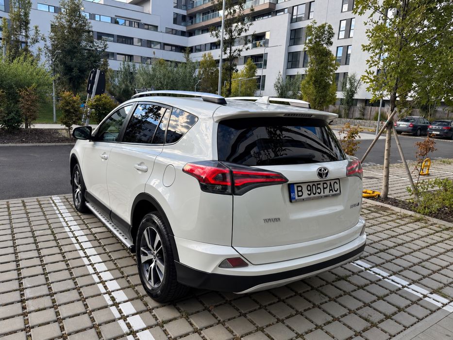 TOYOTA RAV4 2016 — imagine 4