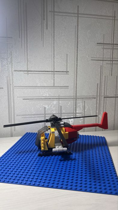 Продам лего конструкторы