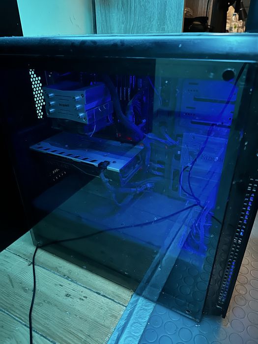 Геймърски компютър :)