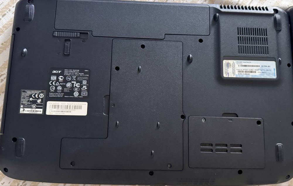 Pachet 2 Laptopuri Acer Aspire 15.6" – Unul funcțional + Unul pentru piese