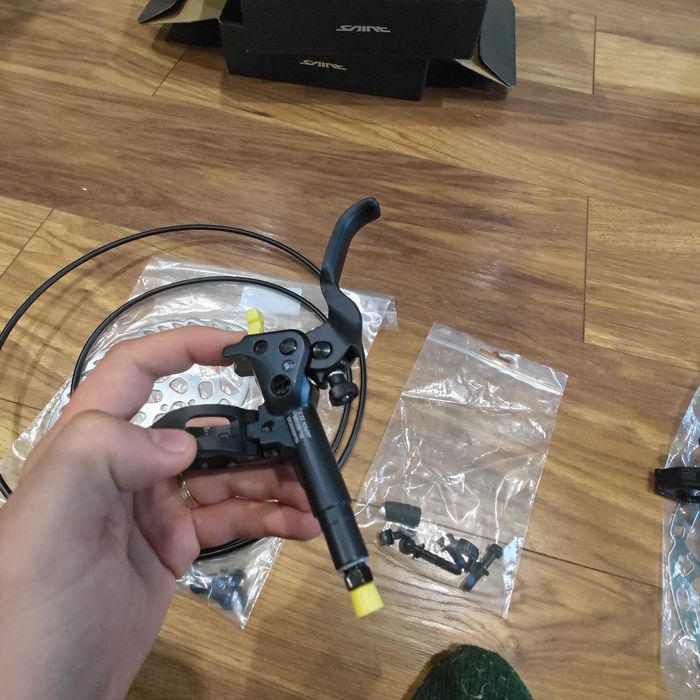 Set Frane Shimano SLX BL-M7100 + BRM7120 - 4 pistoane