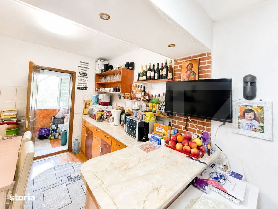 Apartament 2 camere decomandat,52 mp, etajul 2,zona Victor Babes