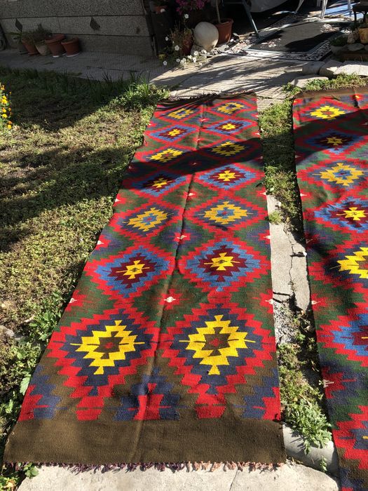 Тетевенски битов  килим и пътека