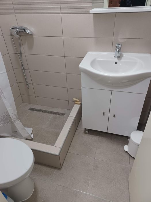 Închiriez garsonieră in zona Telegrafului