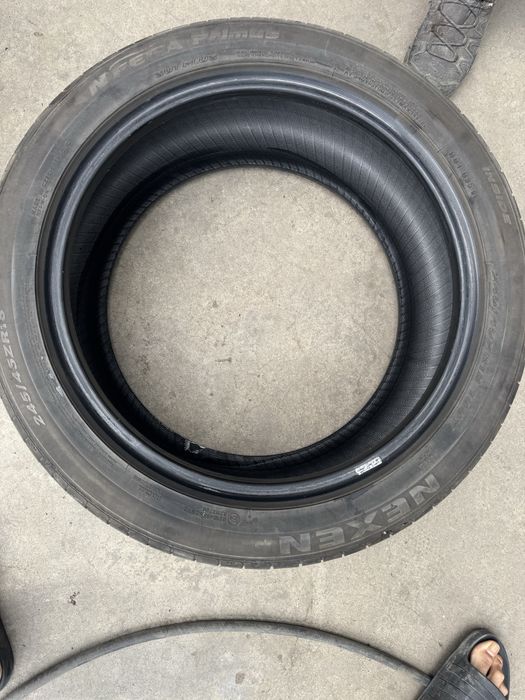Vând  set complet de 4 anvelope de vara NEXEN NFERA PRIMUS SU1 PLUS  245 45 R18 100Y  DOT 0324