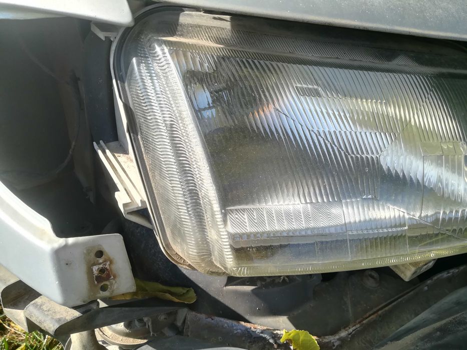 Фарове за автомобили