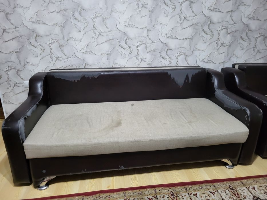 Продам диван шелек