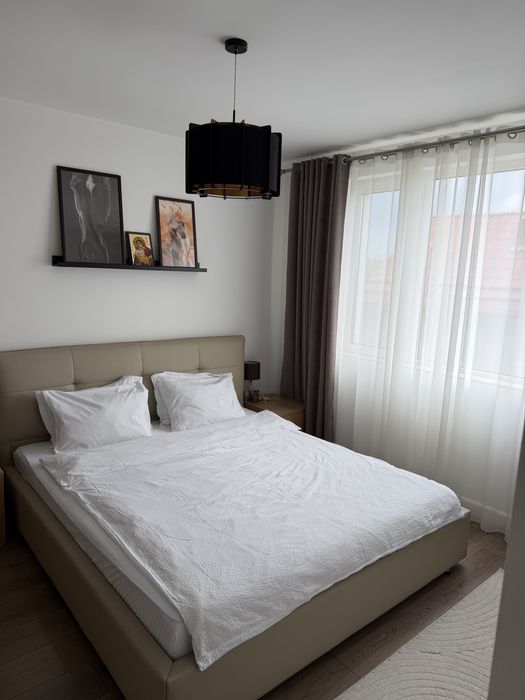 Vand apartament 2 camere, Str. Colinei