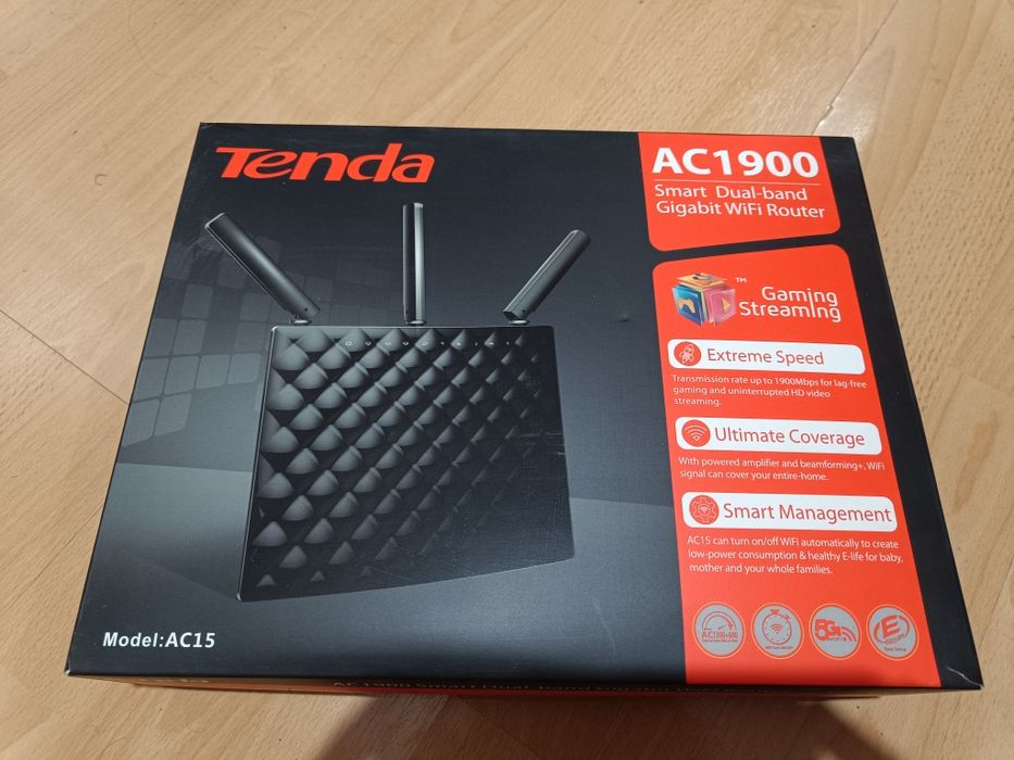 Vând router gigabit Tenda AC1900