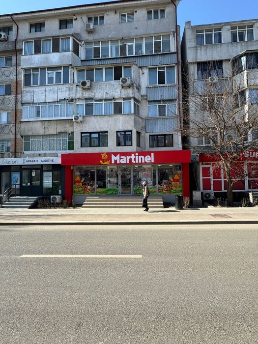 Vand spatiu comercial Siderurgistilor