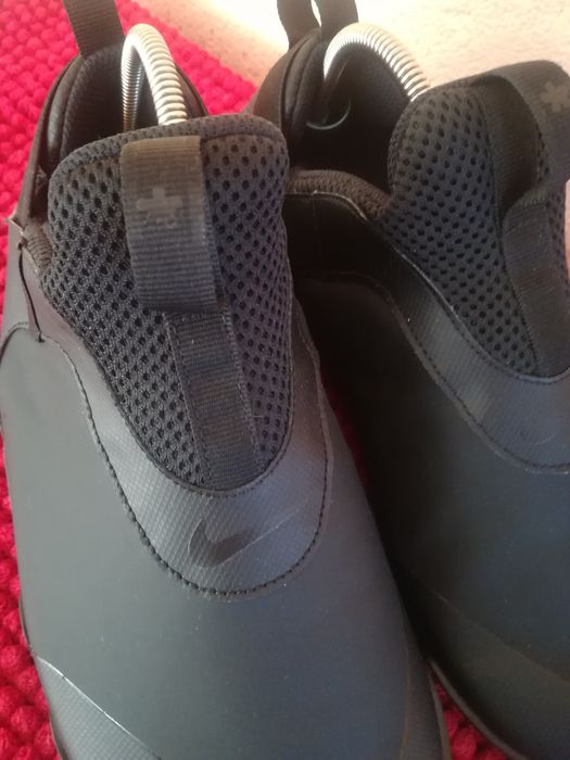 Adidași Nike nr 42 ușori și lati bărbați