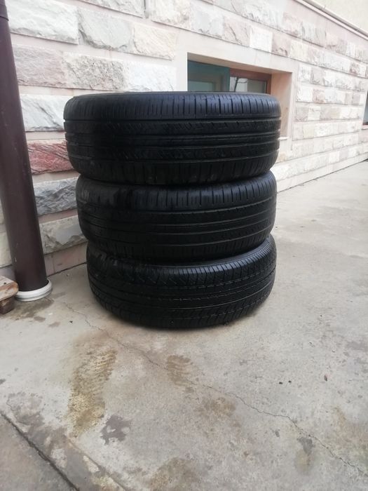 Продаётся шины 215/60/16