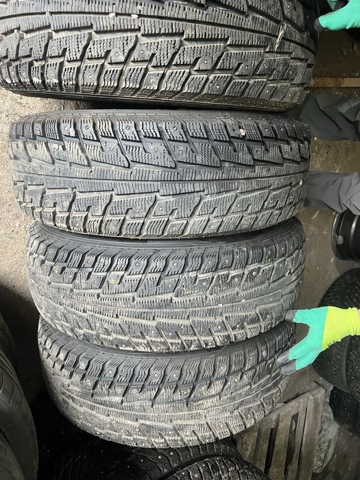 Продается шина вместе с дисками