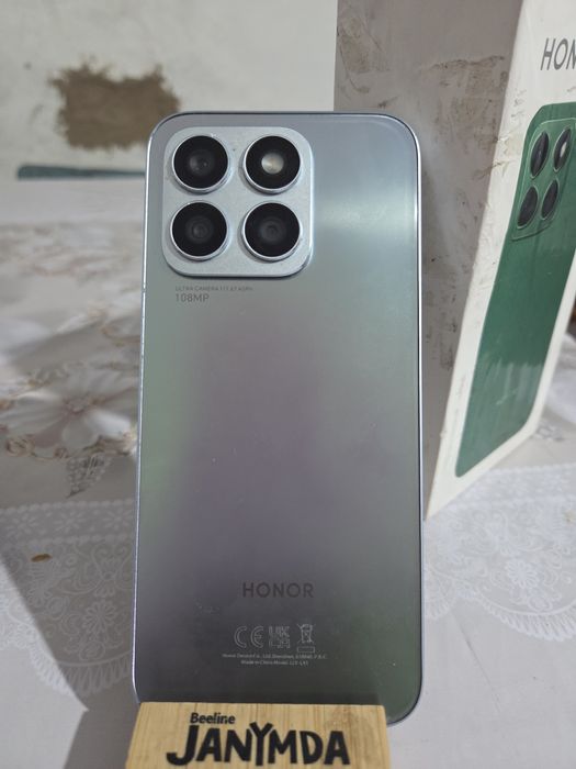 Хонор х8б харошый