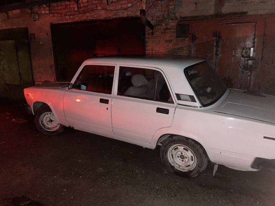 Продам авто 2105 срочно