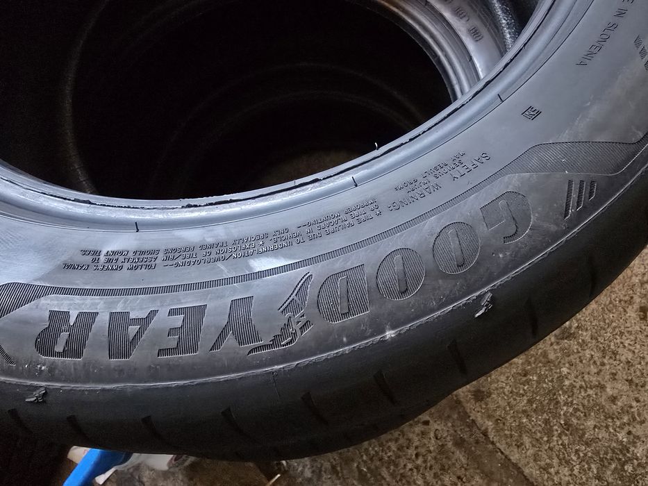 Goodyear 225/55 R17 97Y vară