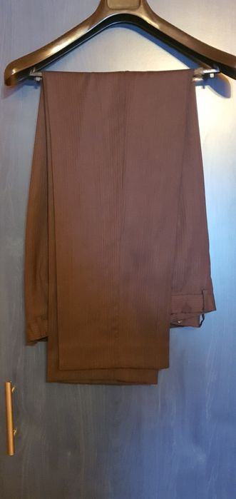 Costum Dinasty in perfecta stare