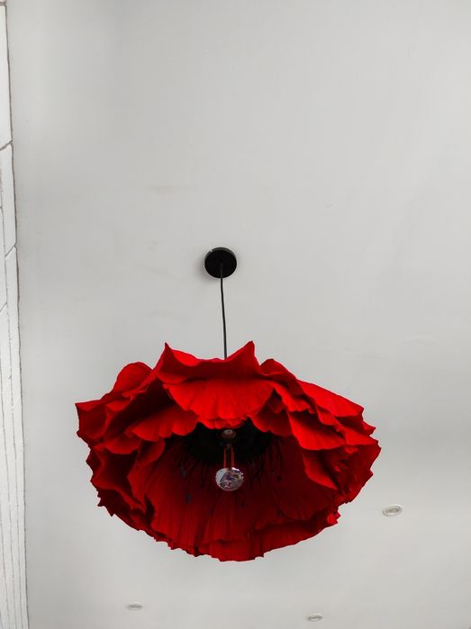 Lustra handmade unică - floare de mac
