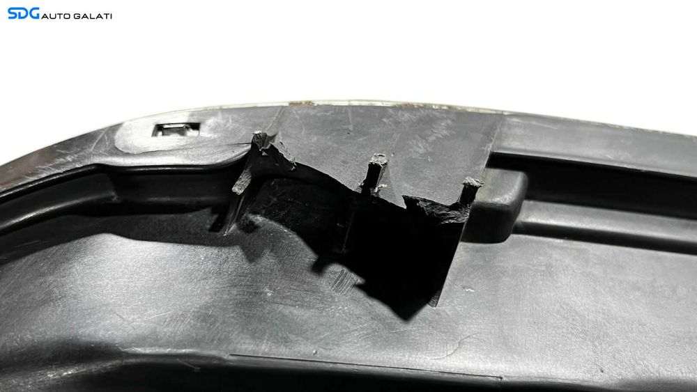 Far Dreapta FARA Xenon Volkswagen Polo 9N Break Variant Combi (Urechi Rupte) 2002 - 2008 [L5795]