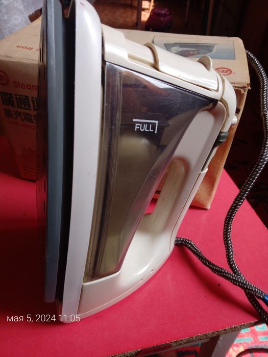 Утюг в хорошем состоянии